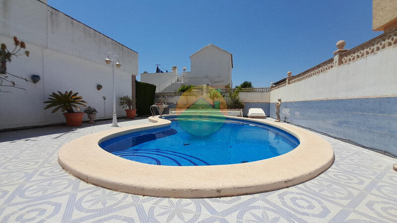 2 chambre Villa à vendre