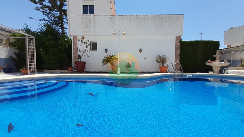 2 chambre Villa à vendre