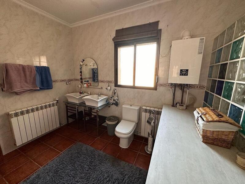 3 Cuarto Casa de Campo en venta