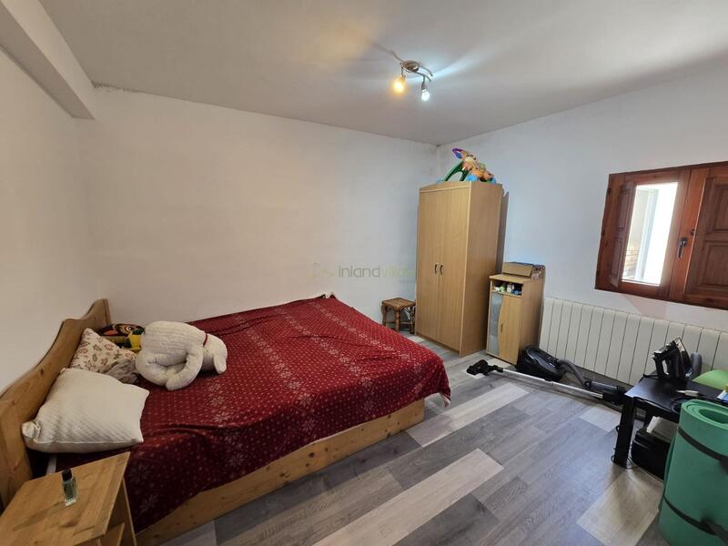 4 slaapkamer Landhuis Te koop