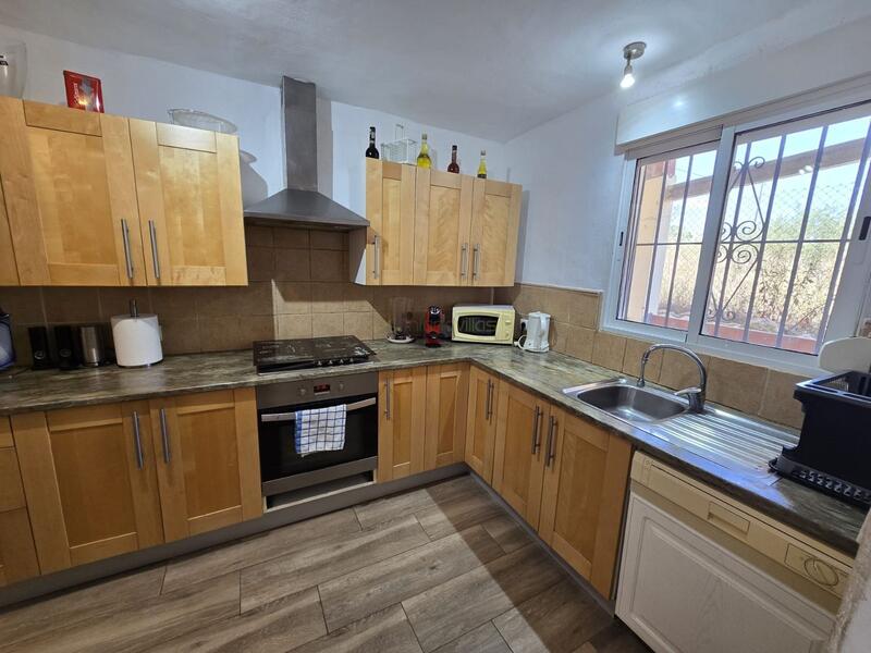 4 slaapkamer Landhuis Te koop