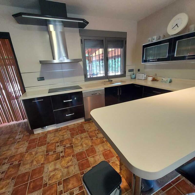 4 Schlafzimmer Villa zu verkaufen
