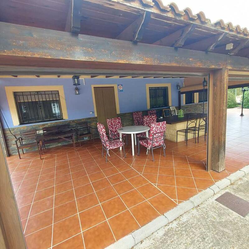 4 Schlafzimmer Villa zu verkaufen