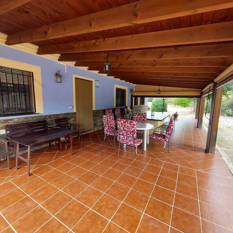 4 Schlafzimmer Villa zu verkaufen