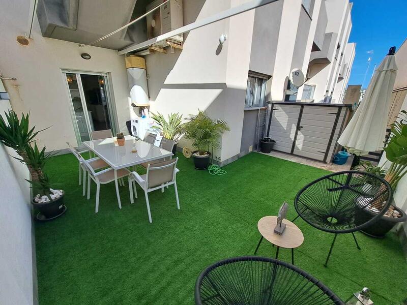 2 slaapkamer Appartement Te koop