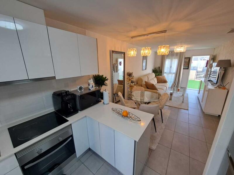 2 slaapkamer Appartement Te koop