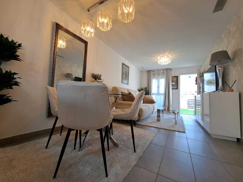 2 slaapkamer Appartement Te koop
