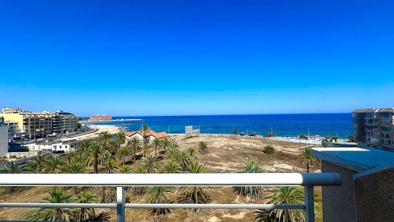 Apartment for sale in Torrevieja, Alicante