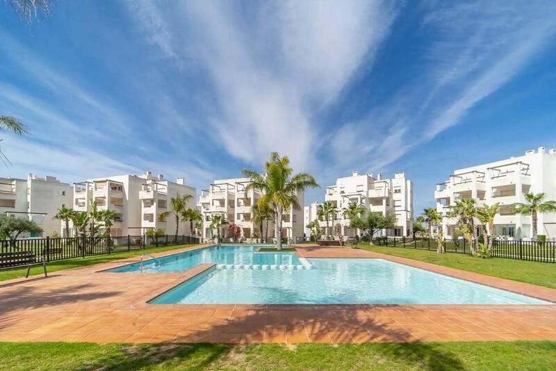 2 bedroom Apartment for sale