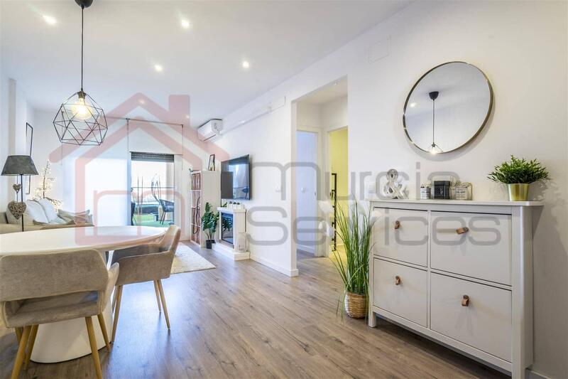 2 slaapkamer Appartement Te koop
