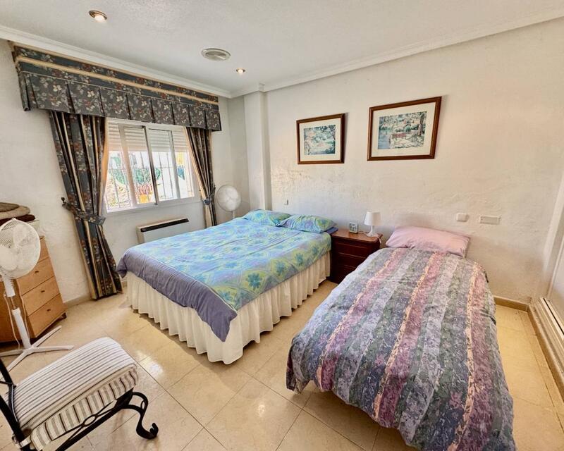 4 slaapkamer Villa Te koop