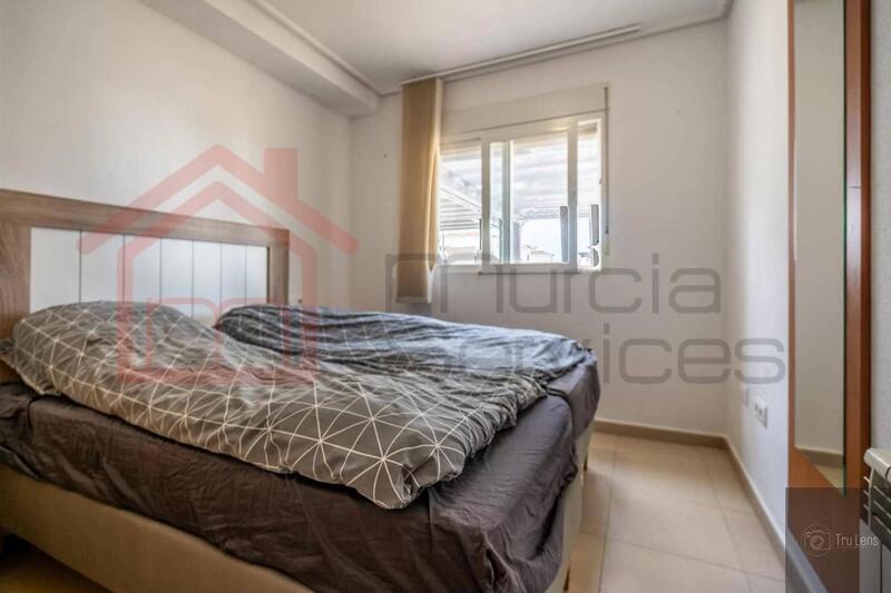 3 slaapkamer Gezinswoning Te koop