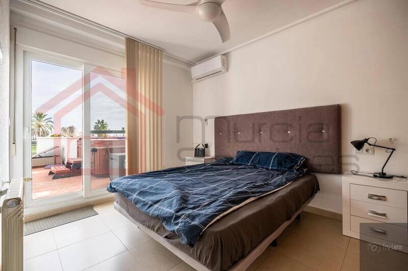3 slaapkamer Gezinswoning Te koop
