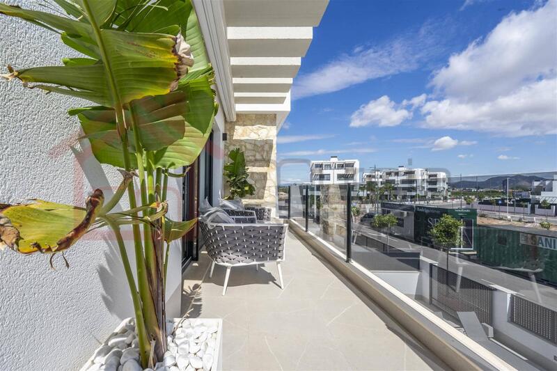 4 Cuarto Villa en venta