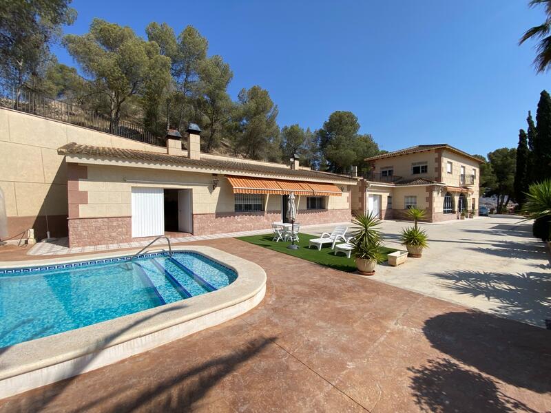 Villa til salgs i Monóvar, Alicante