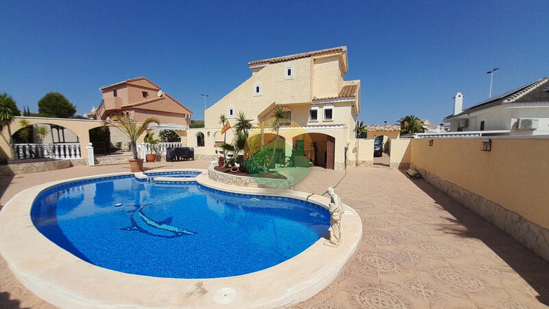 Villa til salg i Camposol, Murcia