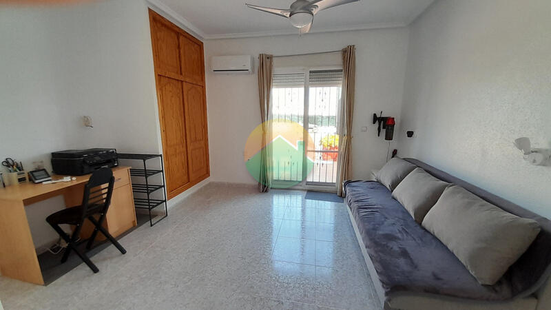 3 Cuarto Villa en venta