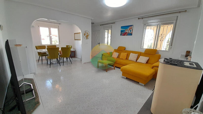 3 Cuarto Villa en venta