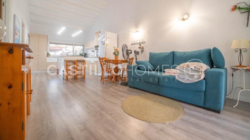 4 slaapkamer Gezinswoning Te koop