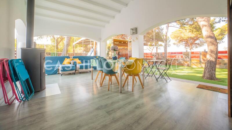 4 slaapkamer Gezinswoning Te koop