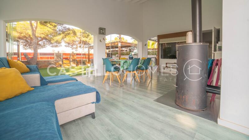 4 slaapkamer Gezinswoning Te koop