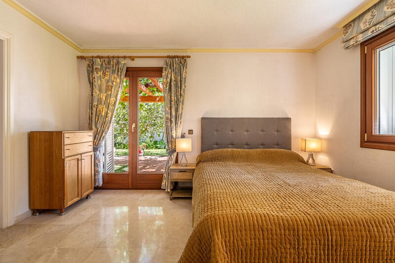 5 slaapkamer Villa voor lange termijn huur