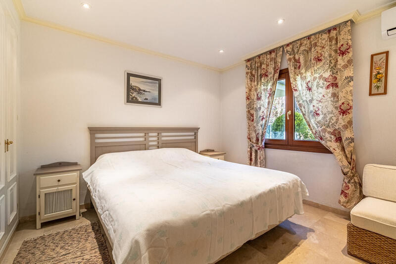 5 slaapkamer Villa voor lange termijn huur