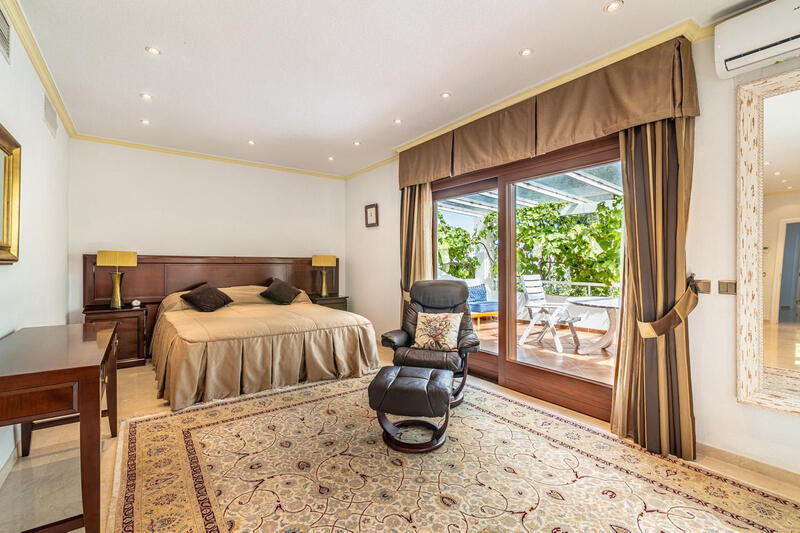 5 slaapkamer Villa voor lange termijn huur