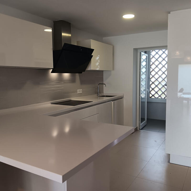 4 slaapkamer Villa voor lange termijn huur