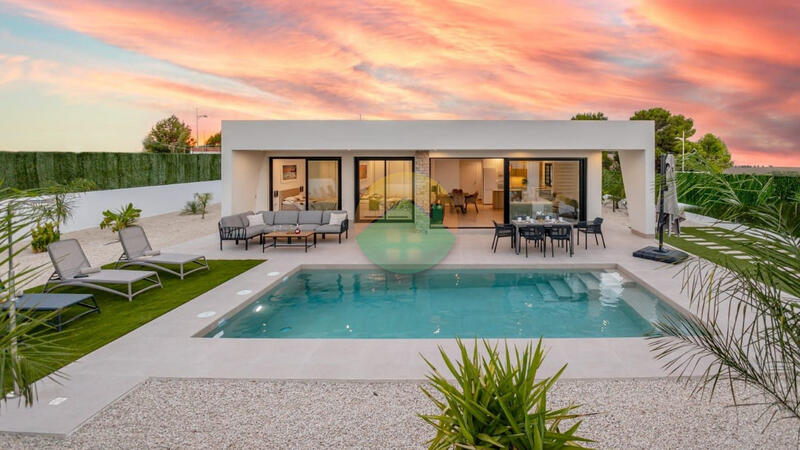 Villa til salgs i Calasparra, Murcia