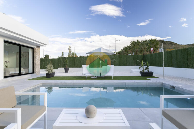 3 sovrum Villa till salu
