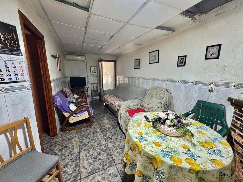 3 спальная комната вилла продается
