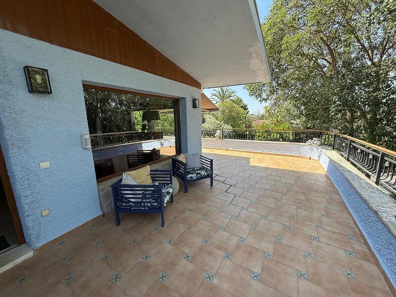 4 slaapkamer Villa Te koop