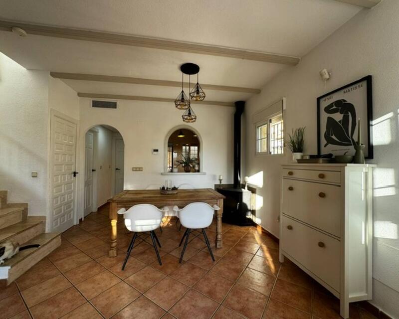 5 bedroom Villa for sale