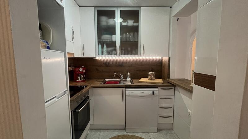 2 спальная комната квартира продается