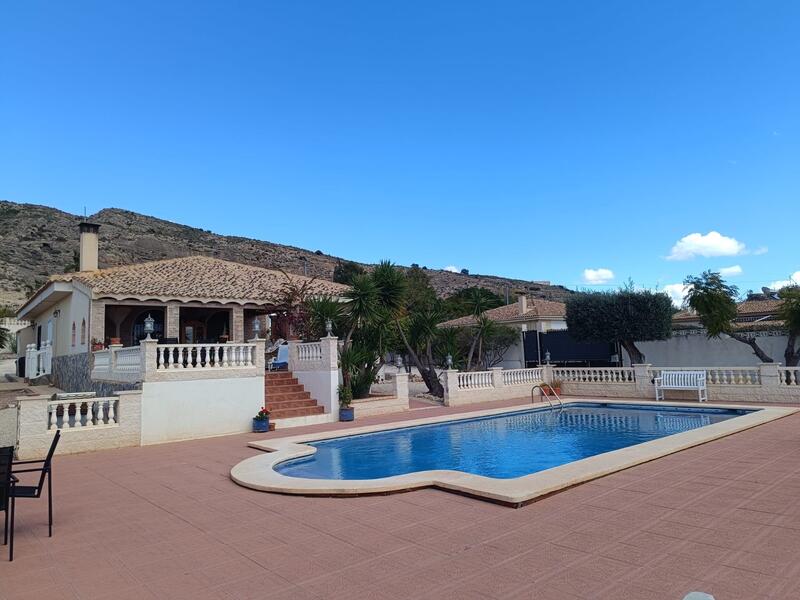 Villa à vendre dans Fortuna, Murcia