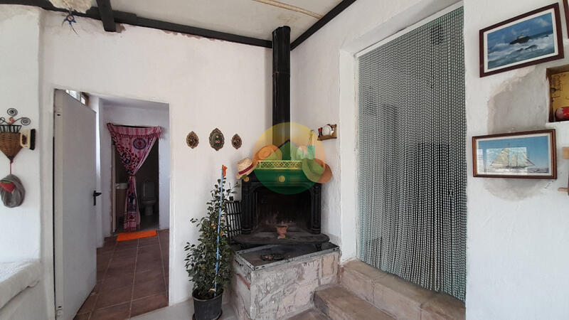 1 bedroom Country House for sale