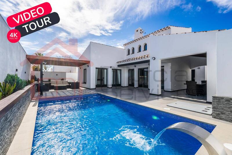 3 Cuarto Villa en venta