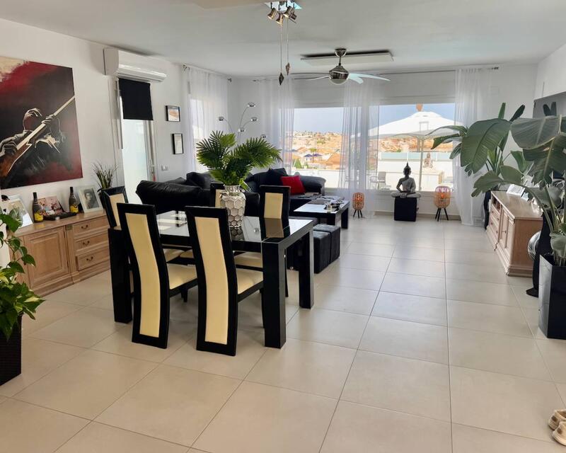 6 sovrum Villa till salu
