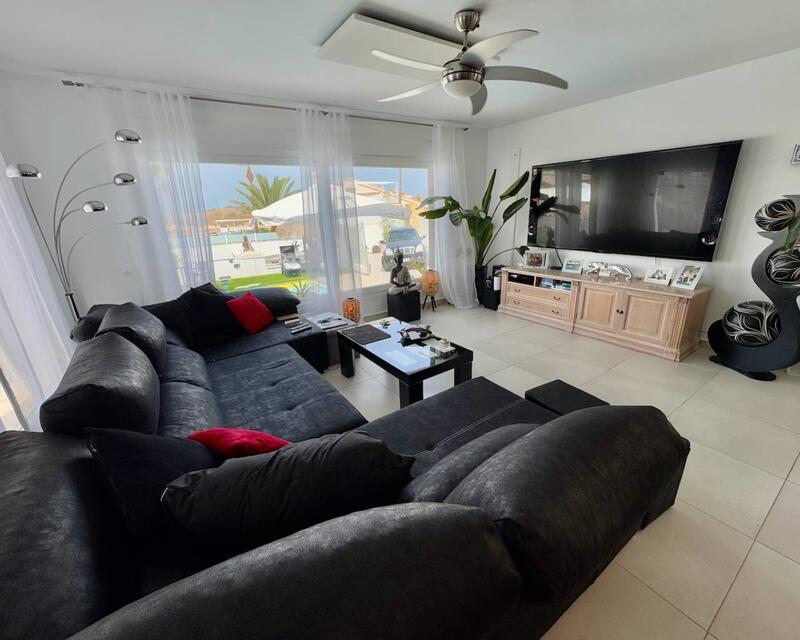 6 sovrum Villa till salu