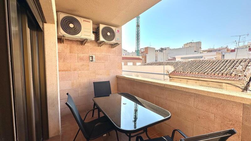 3 bedroom Apartment for sale