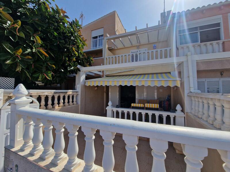 Villa à vendre dans Guardamar del Segura, Alicante