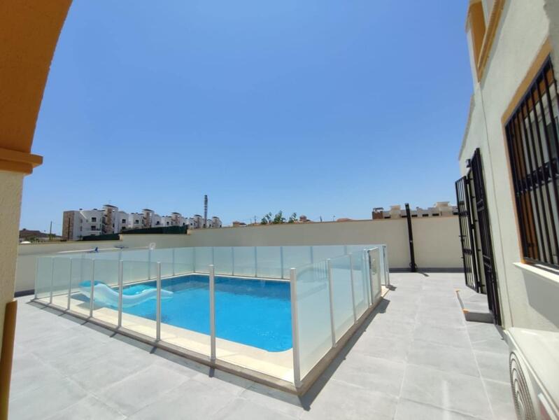 2 Cuarto Villa en venta