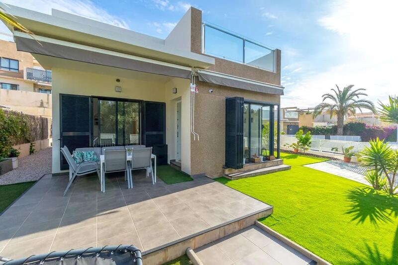 3 bedroom Country House for sale