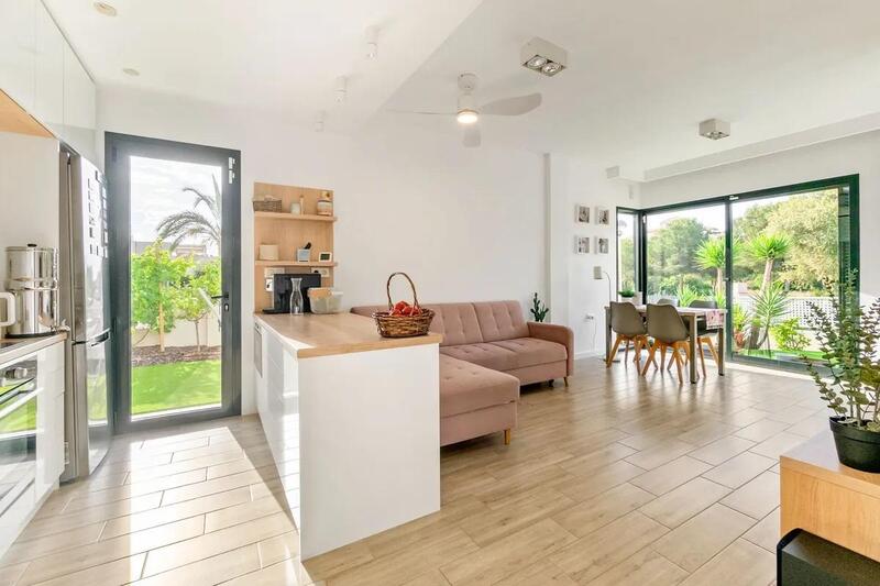 3 bedroom Country House for sale