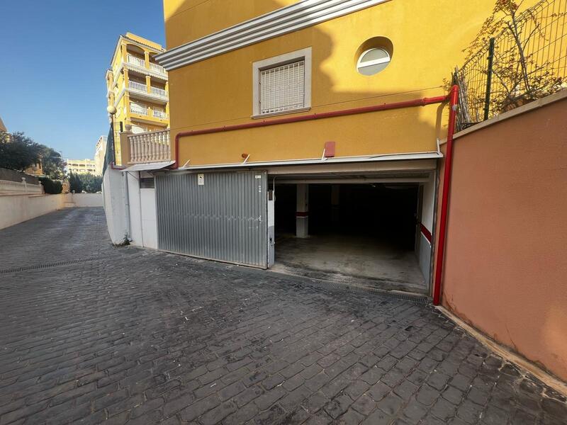 Local Commercial à vendre