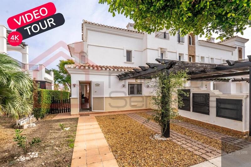 Radhus till salu i La Torre Golf Resort, Murcia