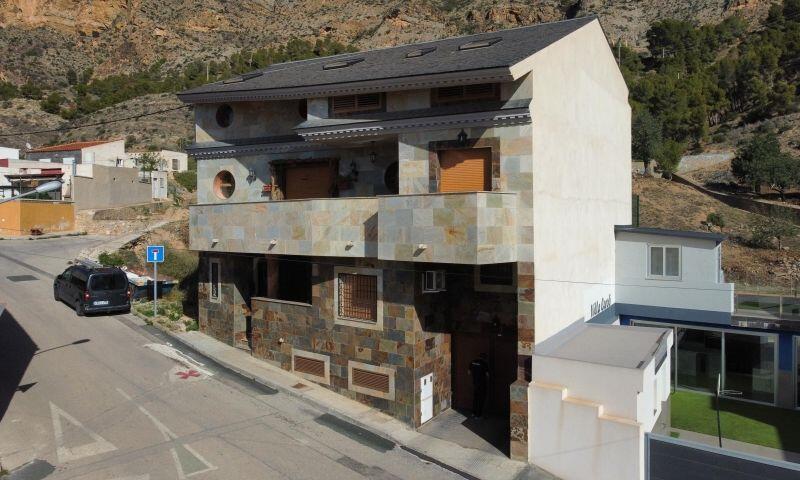 Villa til salgs i Redovan, Alicante