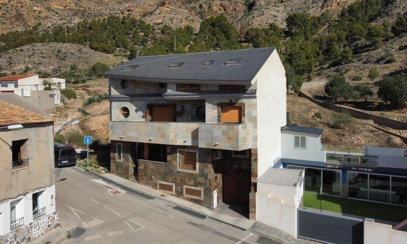 8 chambre Villa à vendre