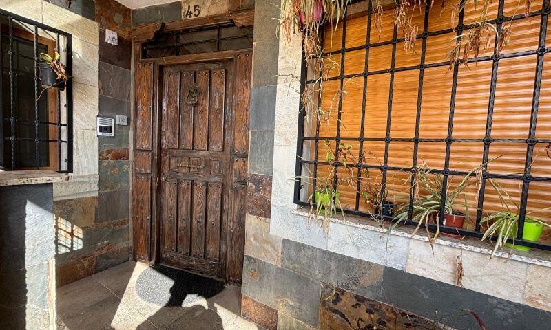 8 chambre Villa à vendre